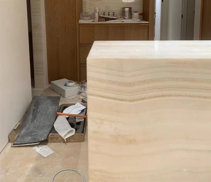 Vanilla White Tiger Onyx Kitchen Sink